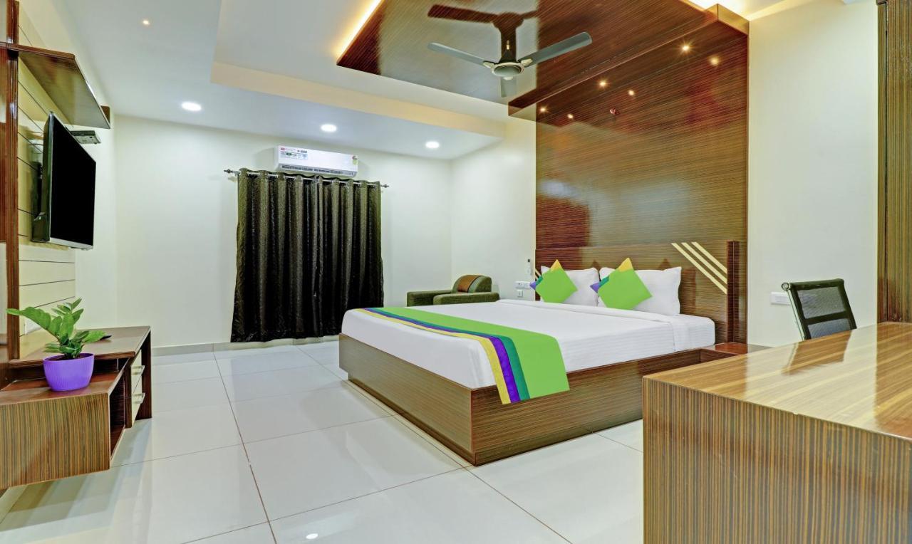 Treebo Trend Arka Vijayawada Hotel Bagian luar foto