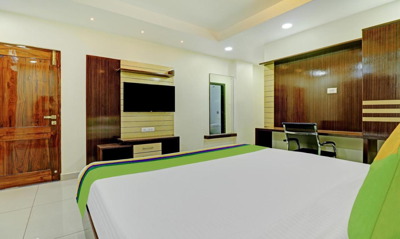 Treebo Trend Arka Vijayawada Hotel Bagian luar foto